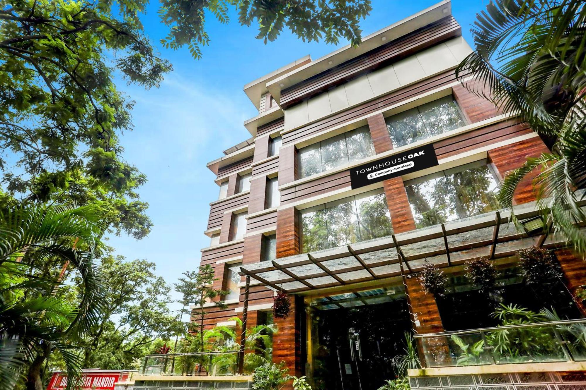 Super Townhouse Oak Pacify Hills Hotel Rajpur Exterior photo